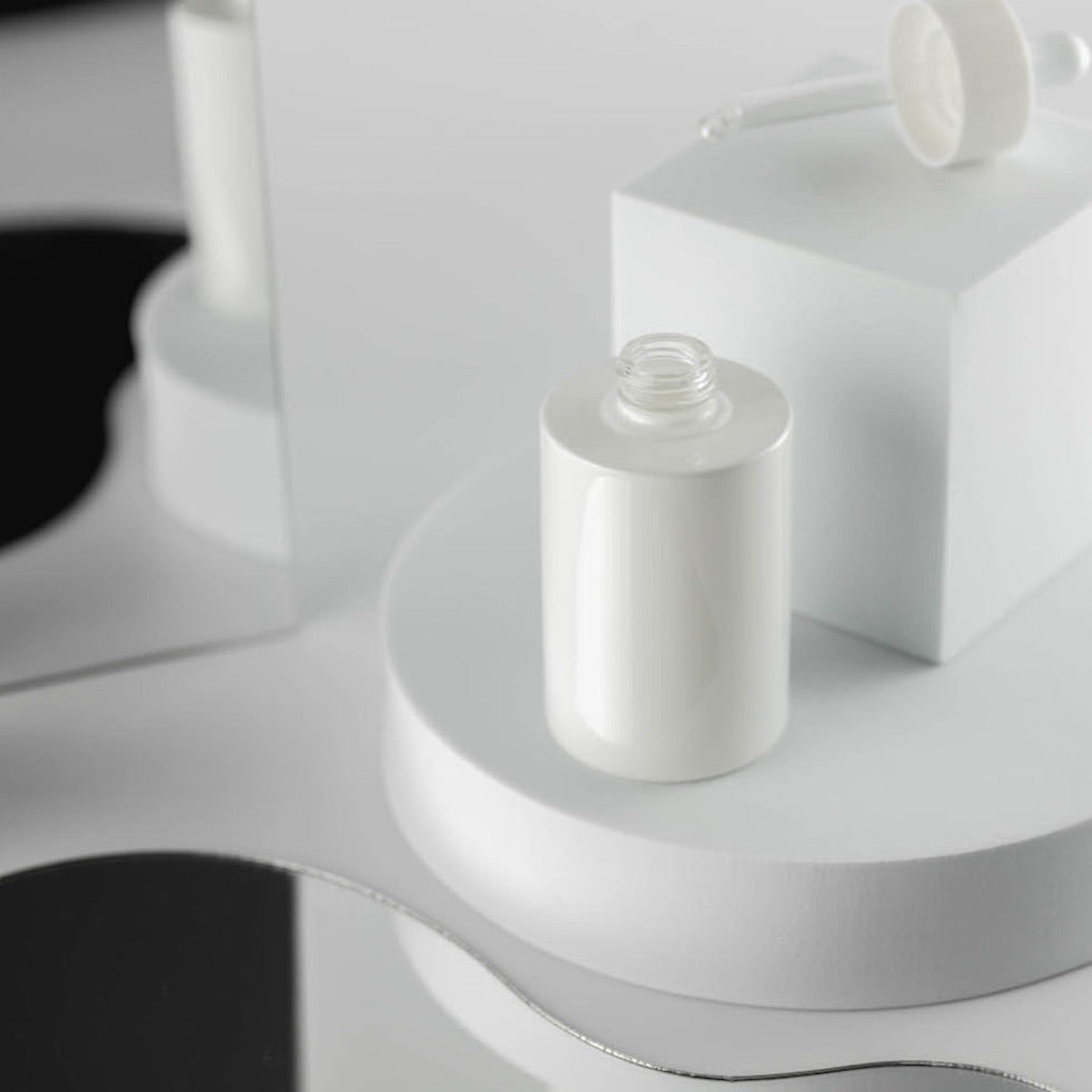 كريم أكوا + حمض الهيالورونيك