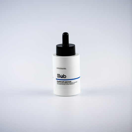 زيت القنب المعصور على البارد